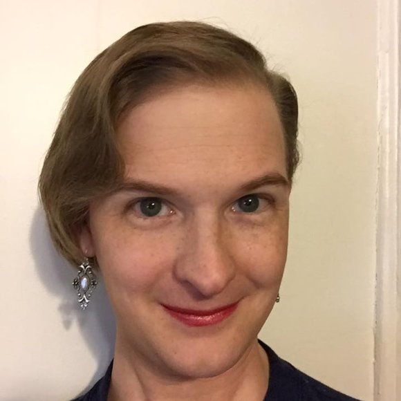 Meet your Posher, Joanna - Picture 2 of 3